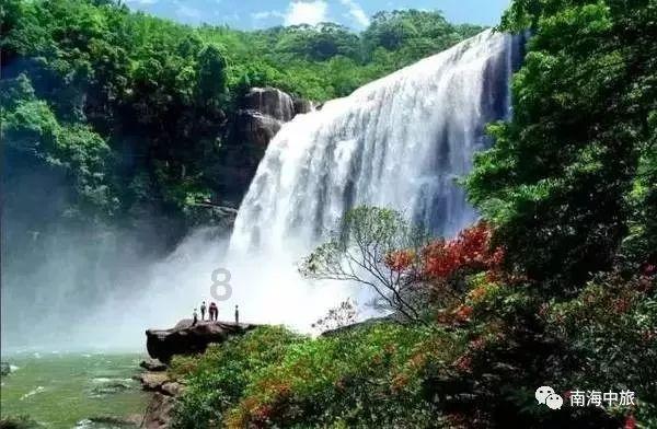 小红帽的冒险之旅